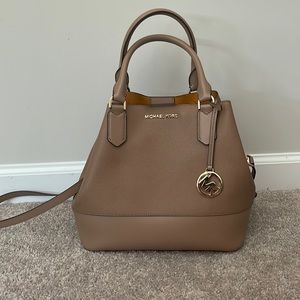 Brand New Michael Kors purse